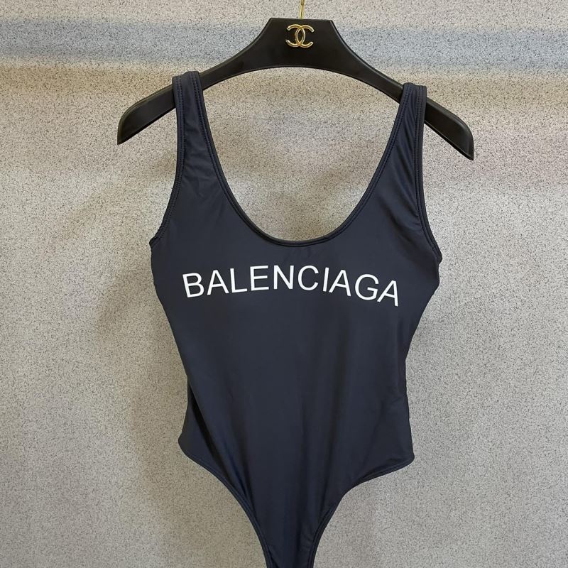 BALENCIAGA